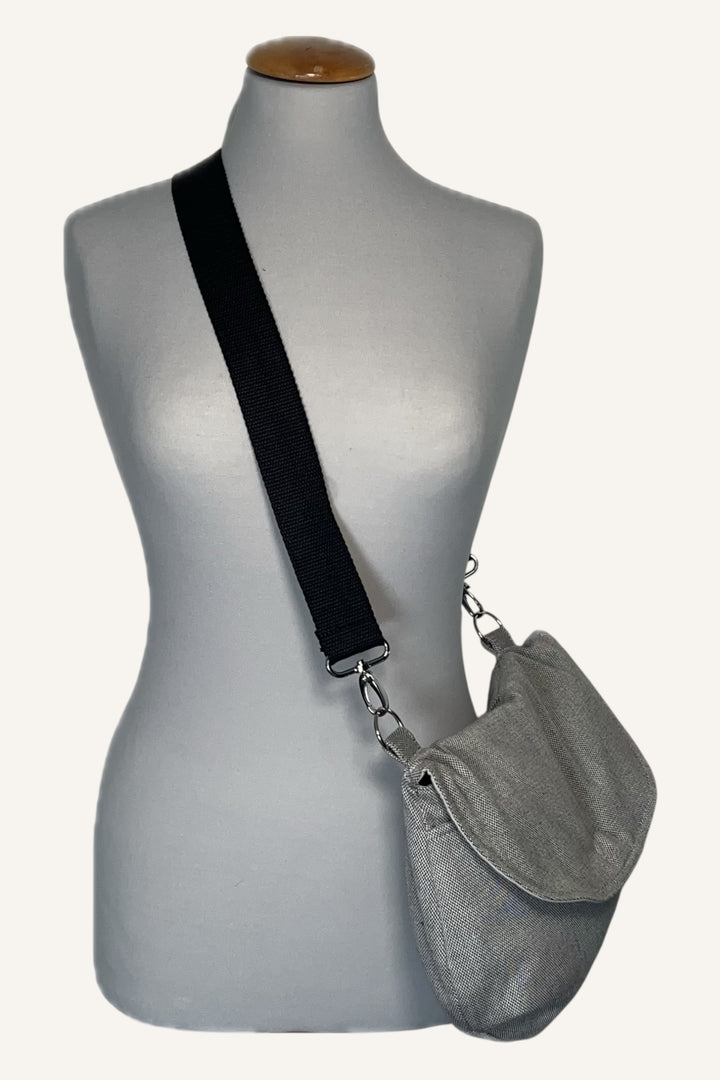 Silbermond ✨Kindgröße Bundle – Trage, Tasche & Gurtschoner im Set