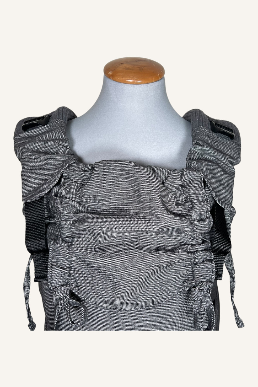 pure Grey ✨Kindgröße Bundle – Trage, Tasche & Gurtschoner im Set