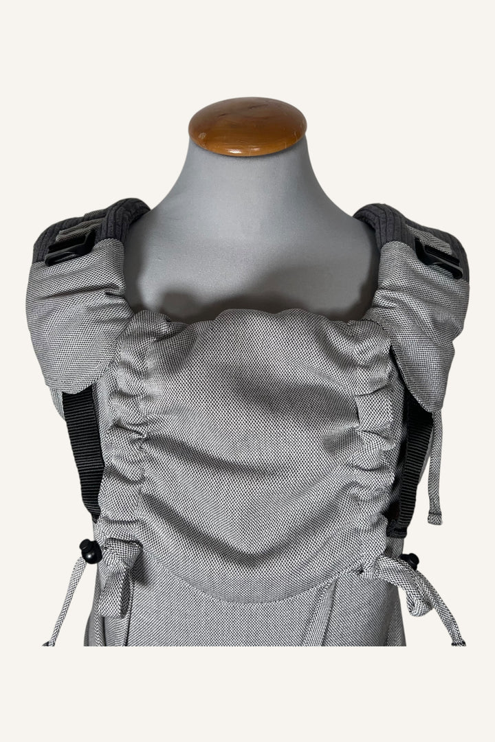 Silbermond ✨Kindgröße Bundle – Trage, Tasche & Gurtschoner im Set